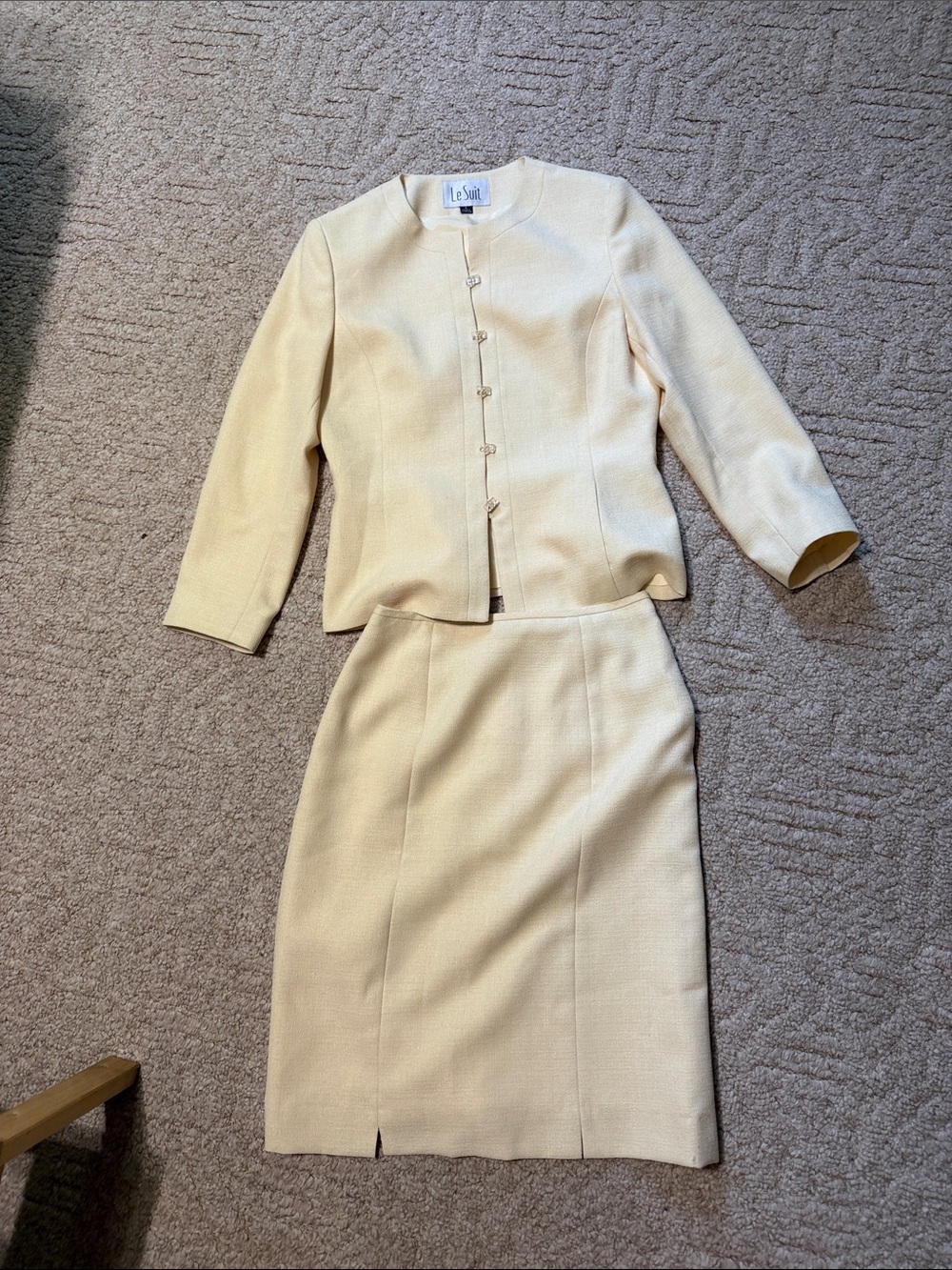 Le Suit Pale Yellow Tailored Pencil Skirt Set